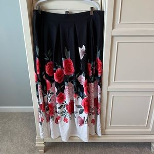 SHEIN long floral skirt, NWOT, size 3X